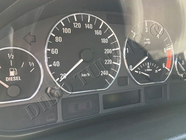 Кільця у щиток приладів BMW 3 E46 (Dido)