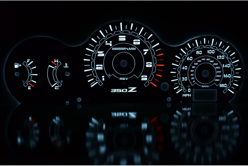 Тюнінгові шкали в щиток приладів Nissan 350Z