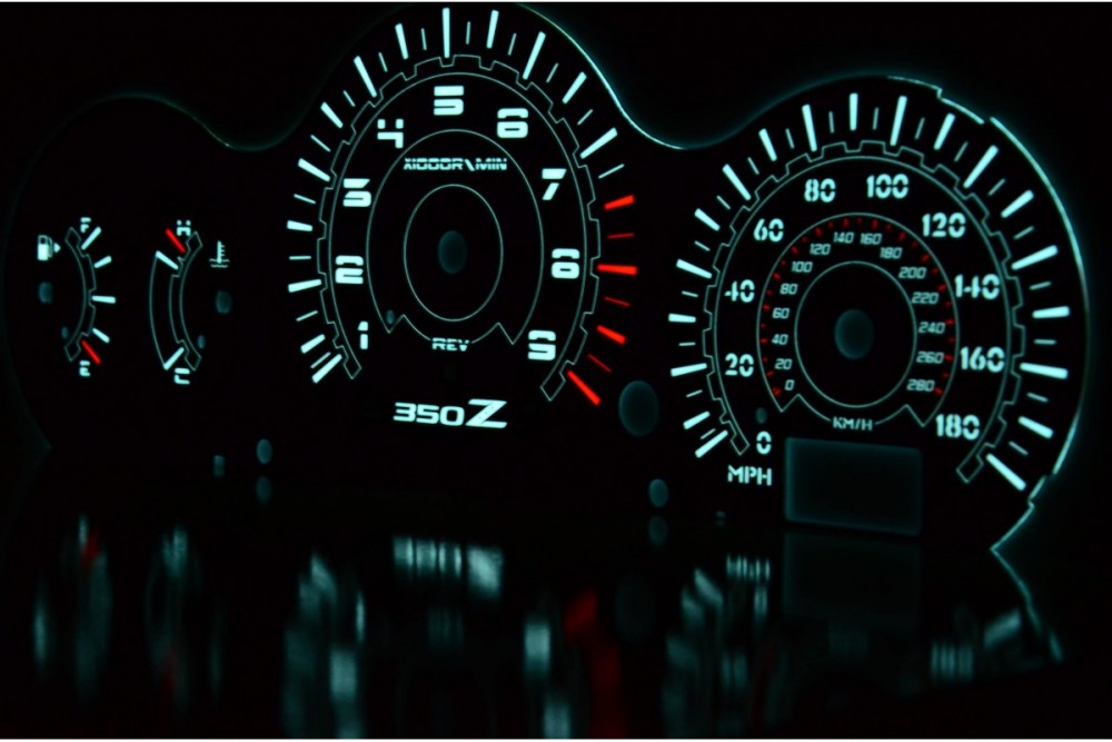 Тюнінгові шкали в щиток приладів Nissan 350Z