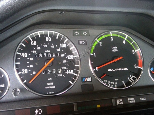 Хром кольца в щиток приборов BMW E30