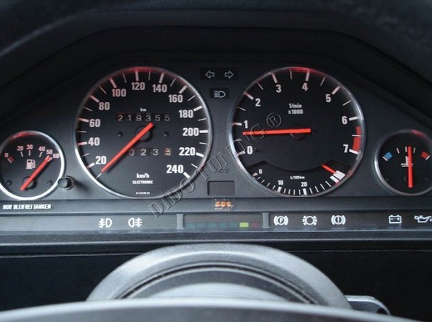Хром кольца в щиток приборов BMW E30
