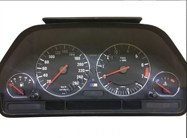 Кільця на прилади BMW 5 E34 / BMW 7 E32 (глянсові)