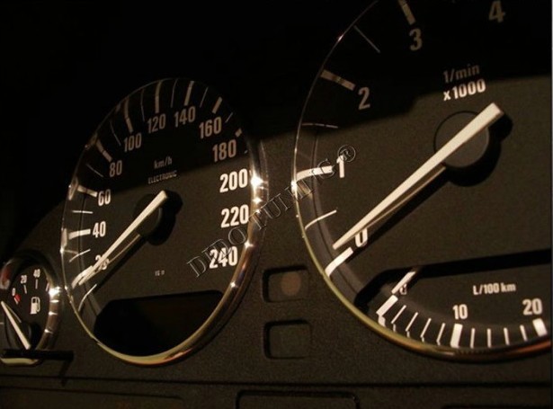 Хром кольца в щиток приборов BMW E34 / BMW E32