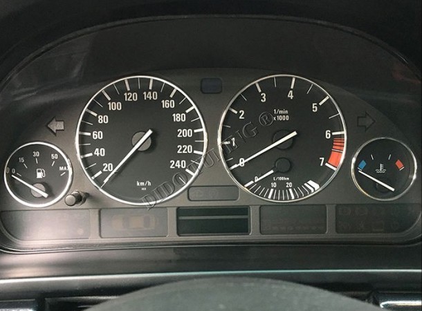 Хром кільця у щиток приладів BMW 5 E39 / BMW 7 E38 / BMW X5 E53