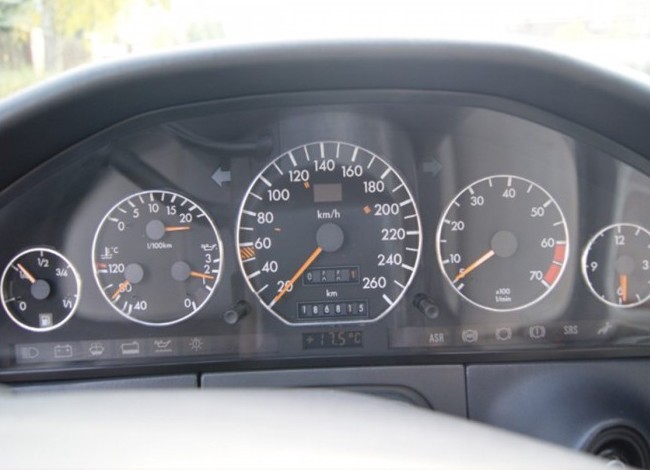 Кільця в щиток приладів Mercedes W140 (Dido)