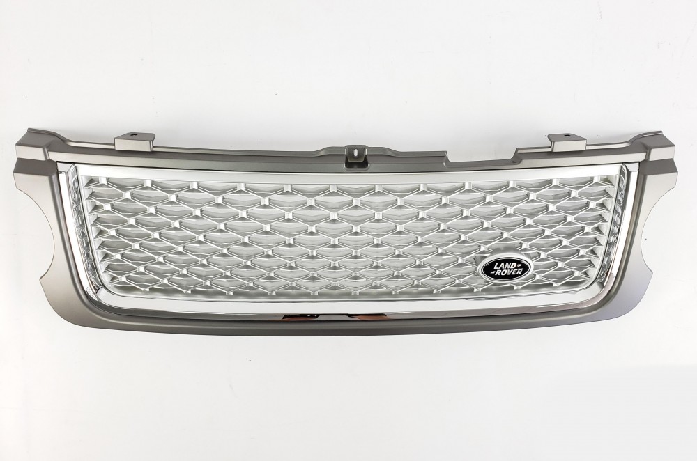 Сіра з хромом решітка в Range Rover Vogue L322