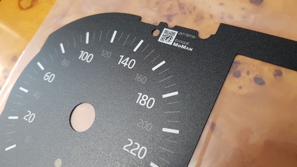 Шкала-замінник з миль на км для Jaguar XE, XF, Range Rover Sport