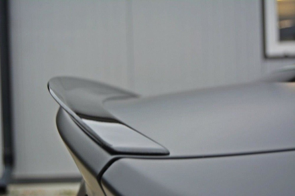 Накладка спойлера Aston Martin V8 Vantage