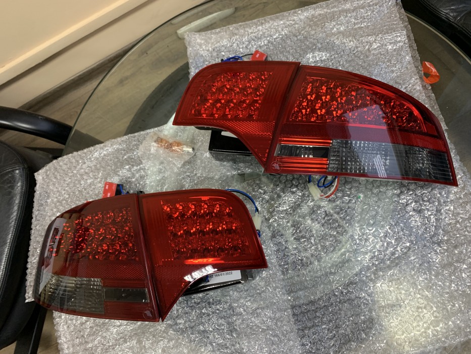 LED ліхтарі задні AUDI A4 B7 седан 2004-2008