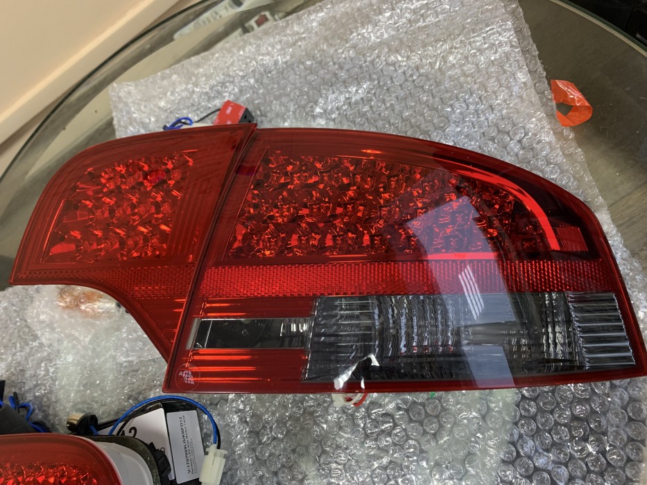 LED ліхтарі задні AUDI A4 B7 седан 2004-2008