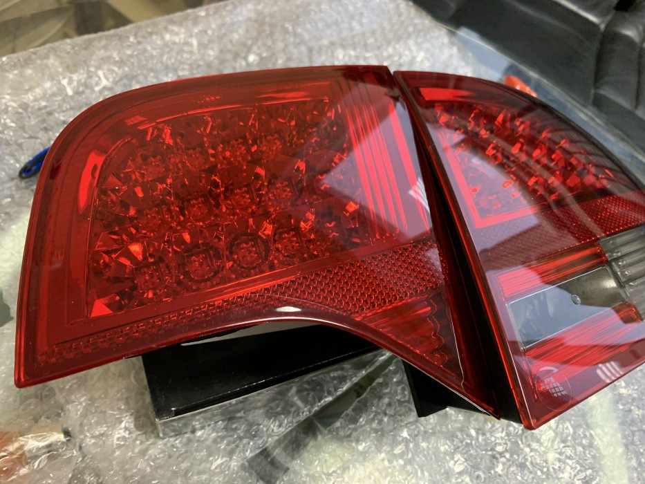 LED ліхтарі задні AUDI A4 B7 седан 2004-2008