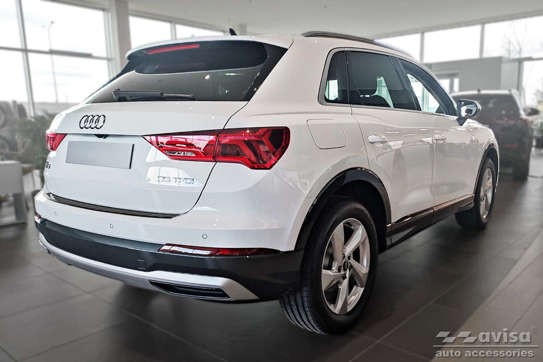 черная защитная накладка на задний бампер AUDI Q3 2