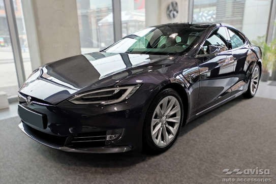 захисна накладка на задній бампер Tesla Model S