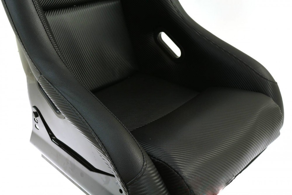 Універсальні сидіння ковші EVO Carbon Black