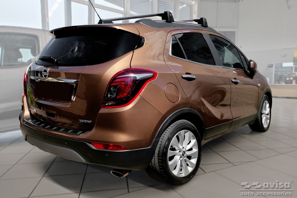 Чорна захисна накладка (ліства) Strong на задній бампер Opel Mokka X