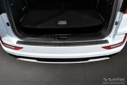 Накладка для захисту заднього бампера Ssangyong Rexton