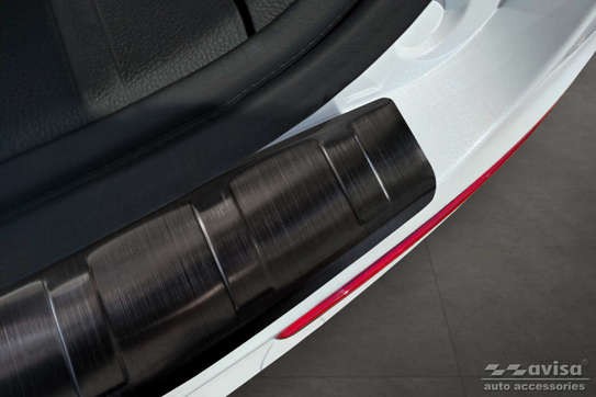 Накладка для захисту заднього бампера Ssangyong Rexton