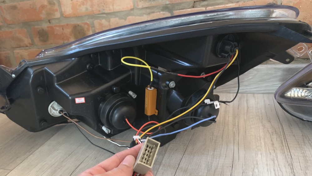 Фари передні Opel Corsa D дорестайл чорні з LED поворотами