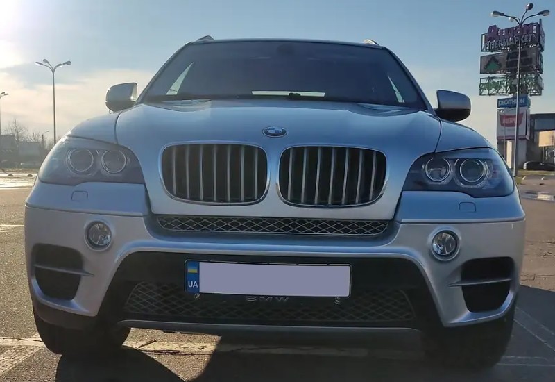 Передні фари BMW X5 E70 дорестайл з 3D діодними кільцями