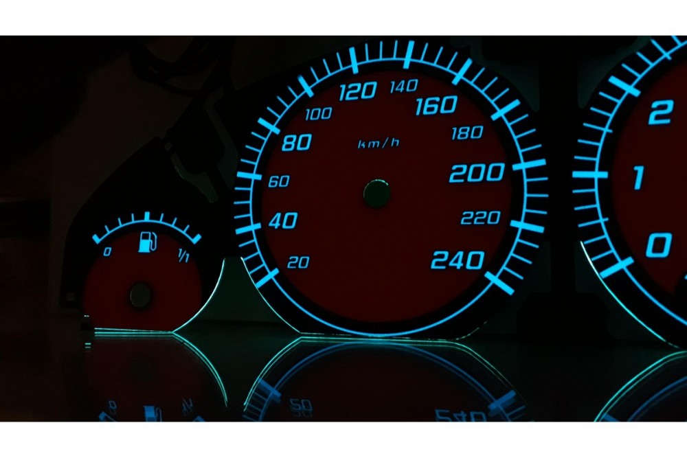 Тюнінг накладки на панель приладів BMW E46 версія 6