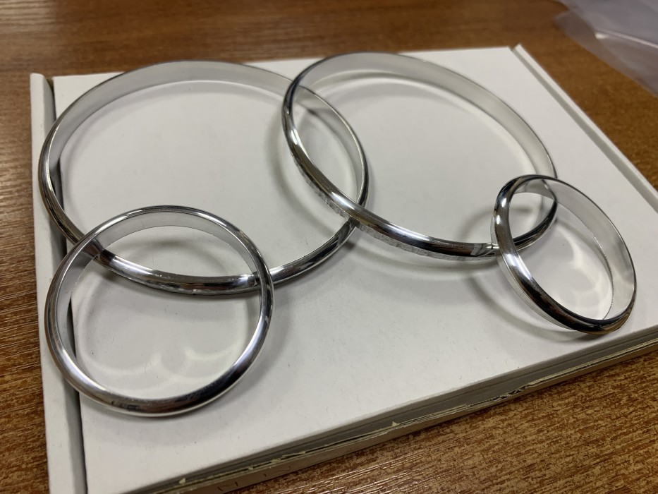 Хром кільця у щиток приладів BMW 5 E39 / BMW 7 E38 / BMW X5 E53