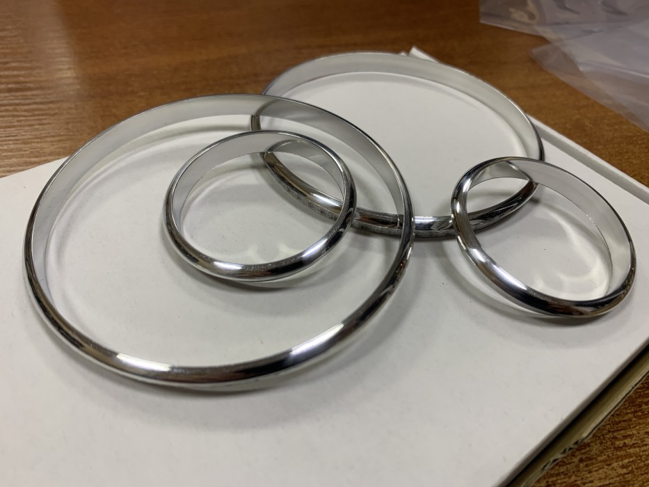 Хром кільця у щиток приладів BMW 5 E39 / BMW 7 E38 / BMW X5 E53