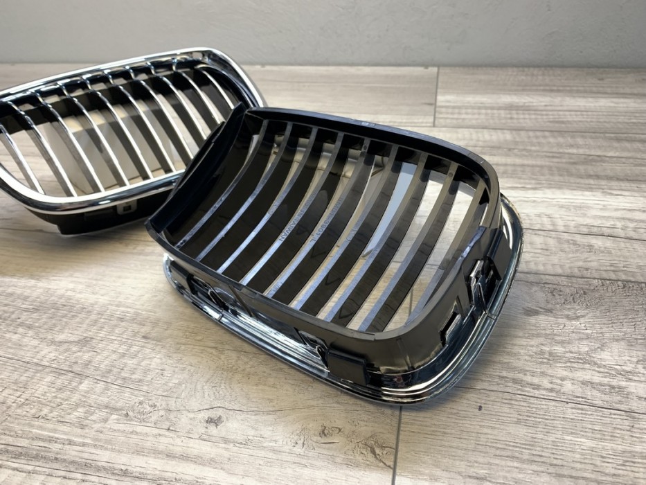 Решітка радіатора (ніздрі) BMW E39 хром