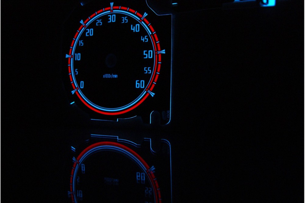 Тюнінгові накладки на панель приладів Ford Focus МК2 післярестайл
