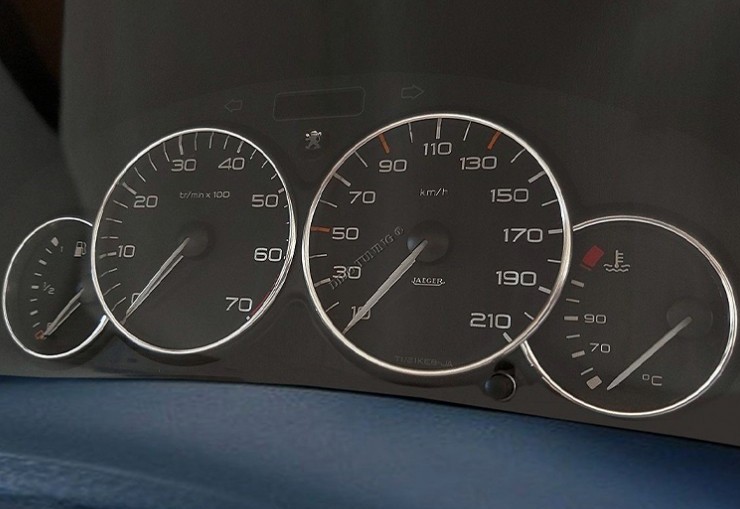 Хром кільця у щиток приладів Peugeot 206 / Partner / Citroen Berlingo