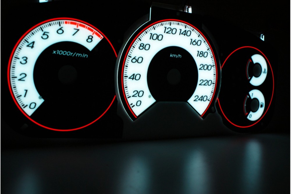Тюнінгові накладки в щиток приладів Honda Civic 2004-2005