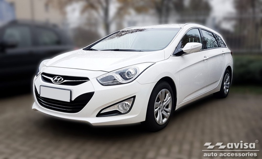 Накладка на бампер із загином та ребрами Hyundai i40 Wagon (Kombi)