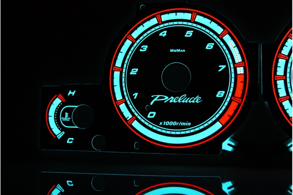 Плазмові накладки в щиток приладів Honda Prelude 5