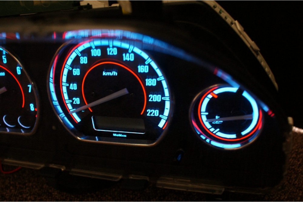 Светящиеся накладки на панель приборов Land Rover Freelander 1