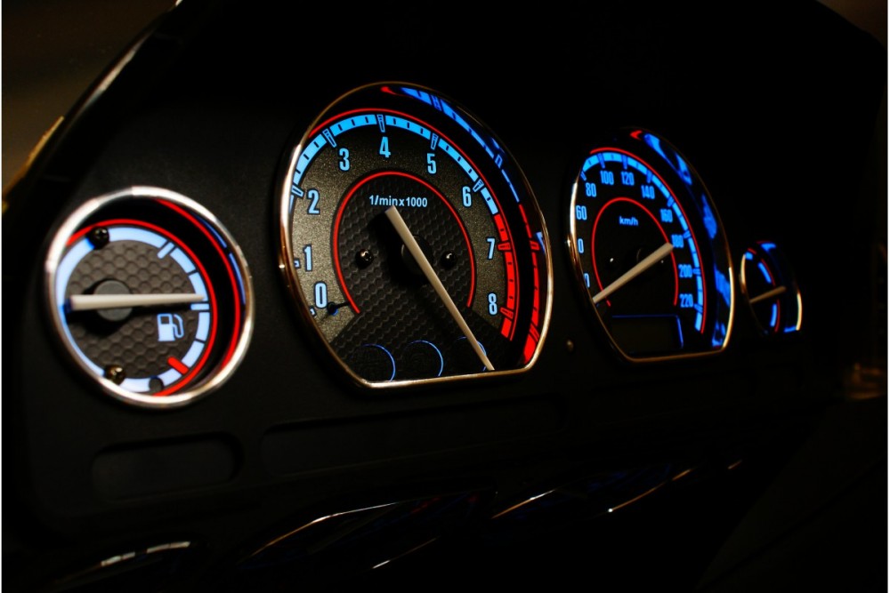 Светящиеся накладки на панель приборов Land Rover Freelander 1