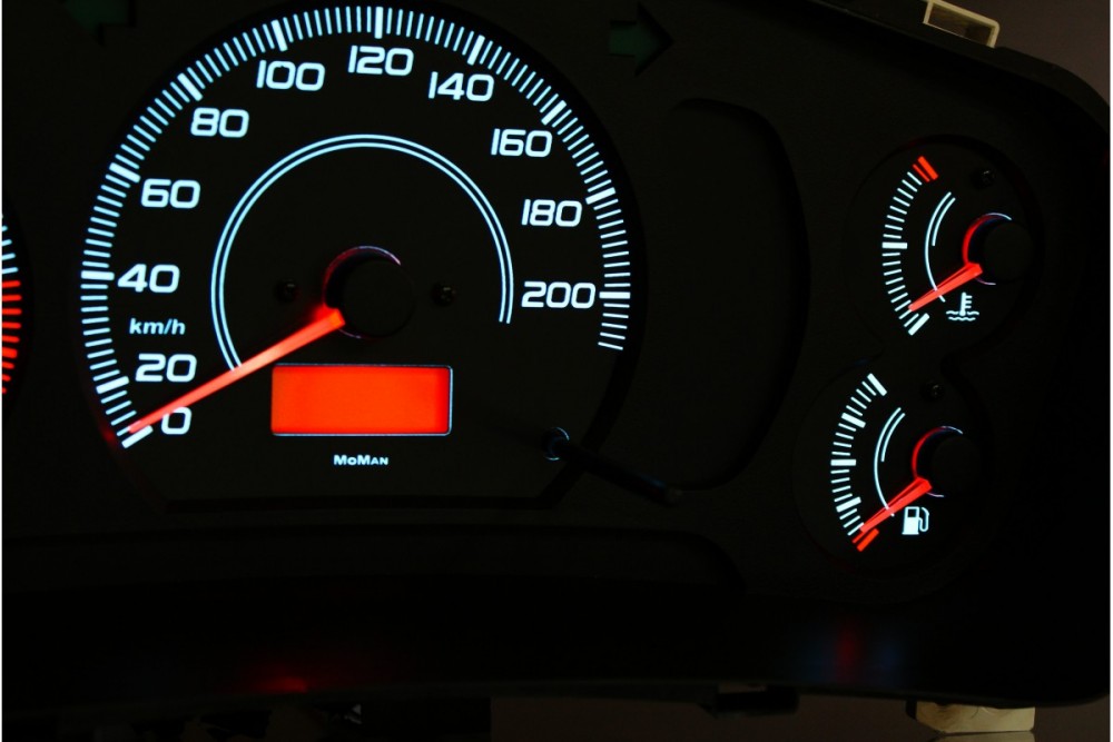 Тюнінг накладки на шкали приладів Mitsubishi Colt 1996-2003 вар. 1