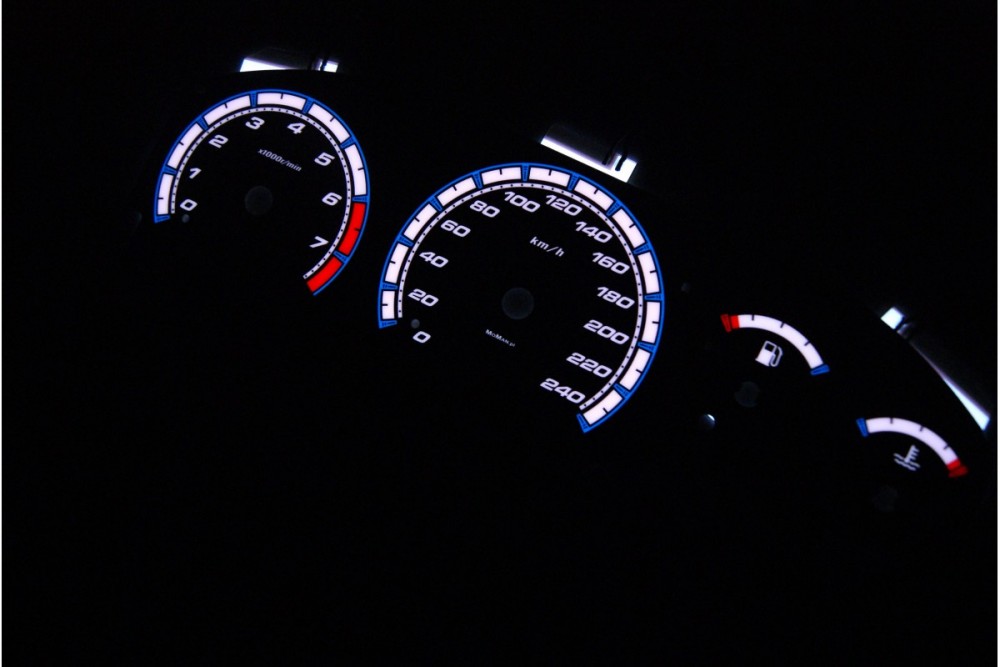 Накладки, що світяться, на шкали приладів Nissan Almera рестайл