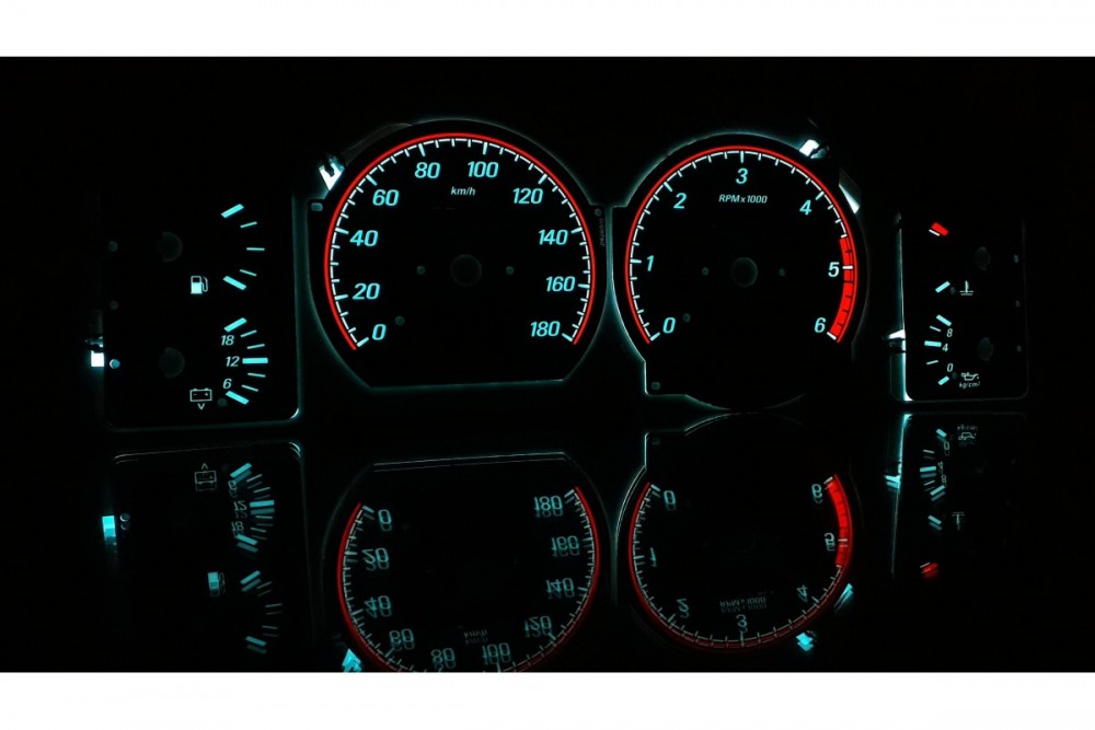 Накладки, що світяться, на шкали приладів Nissan Patrol Y60