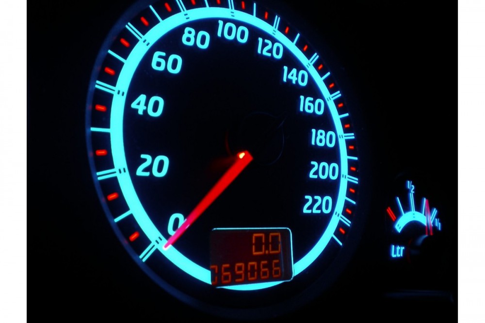Светящиеся вставки в приборку Opel Astra G / Zafira A вар. 1
