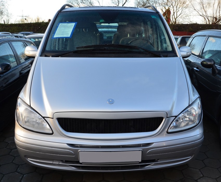 Решітка радіатора без логотипу Mercedes Vito II W639