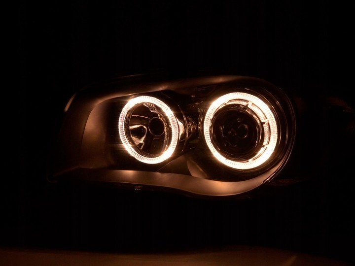 Передні фари BMW E87/ E81/ E82/ E88 чорні з кільцями