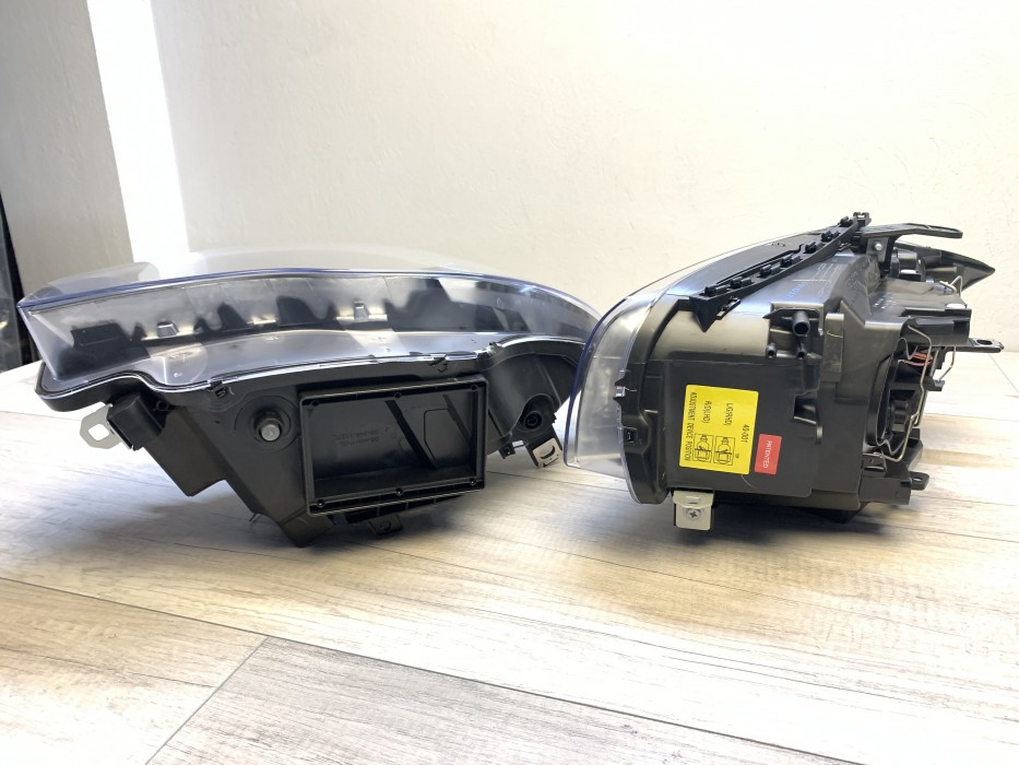 Передні фари BMW E87/ E81/ E82/ E88 чорні з кільцями