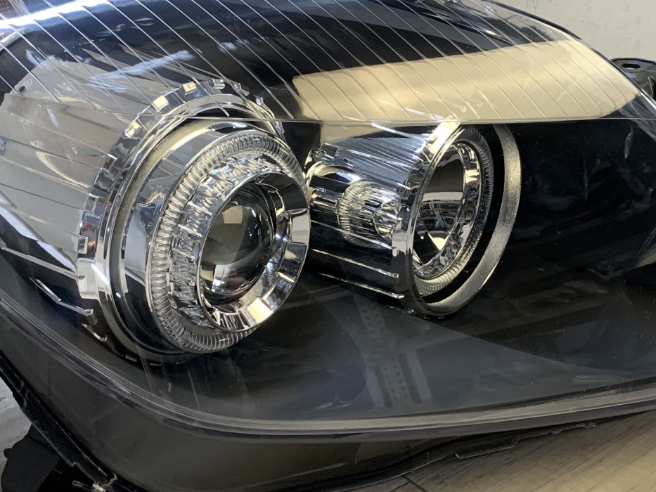 Чорні фари передні Opel Astra H з кільцями Angel Eyes