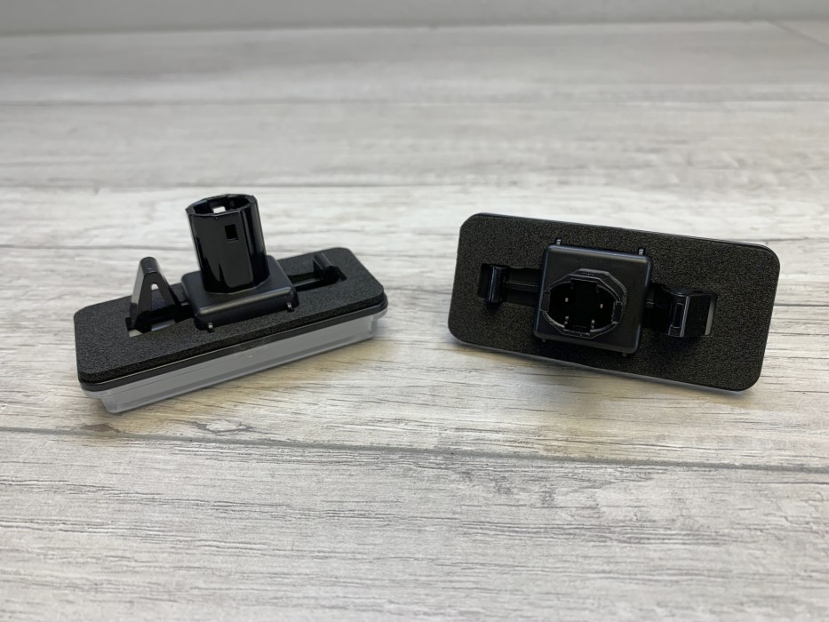 LED підсвітка номера Toyota Land Cruiser 100 / 120 / 200 / Lexus LX