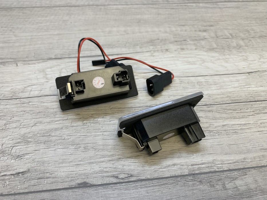 LED подсветка номера BMW E88 / E82 / E90 / F30 / F32 / F34 / E39 / E60 / F10 / X3 / X5 / X6