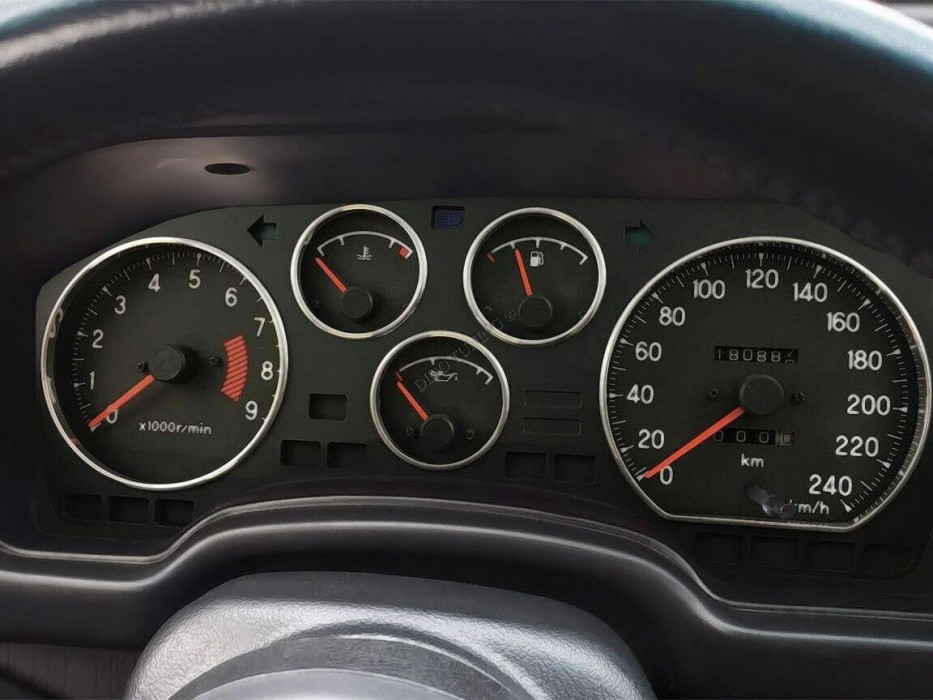 Кільця на прилади Mitsubishi Eclipse D20 / Eagle Talon (матові)