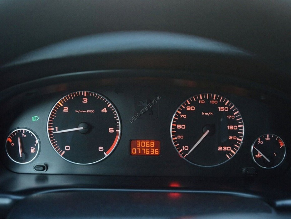 Кільця в щиток приладів Peugeot 406 післярестайл (4 кільця)