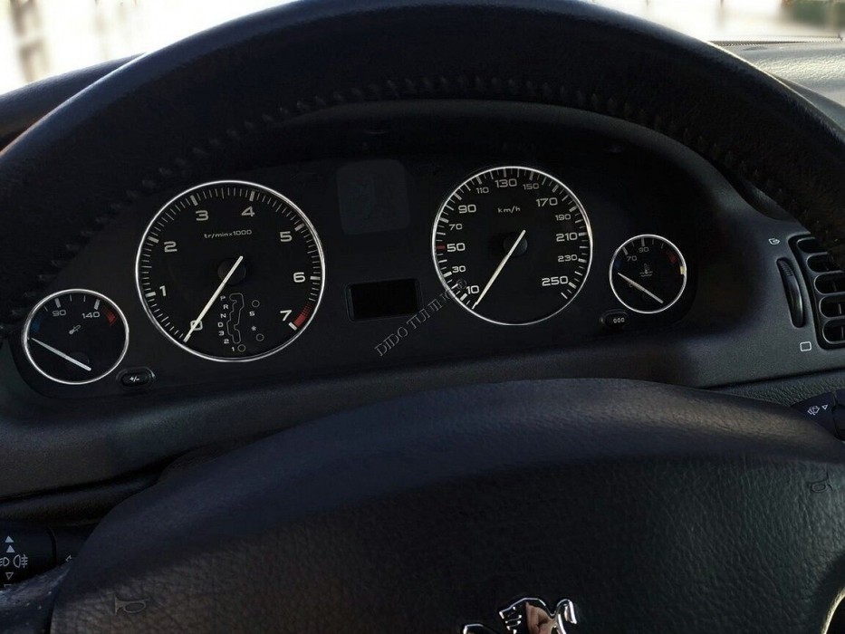 Кільця в щиток приладів Peugeot 406 післярестайл (4 кільця)