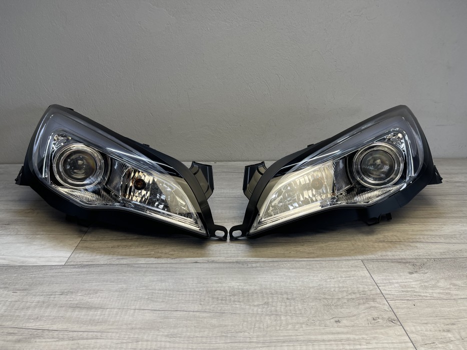 Тюнінгові передні фари Opel Astra J хромовані з DRL