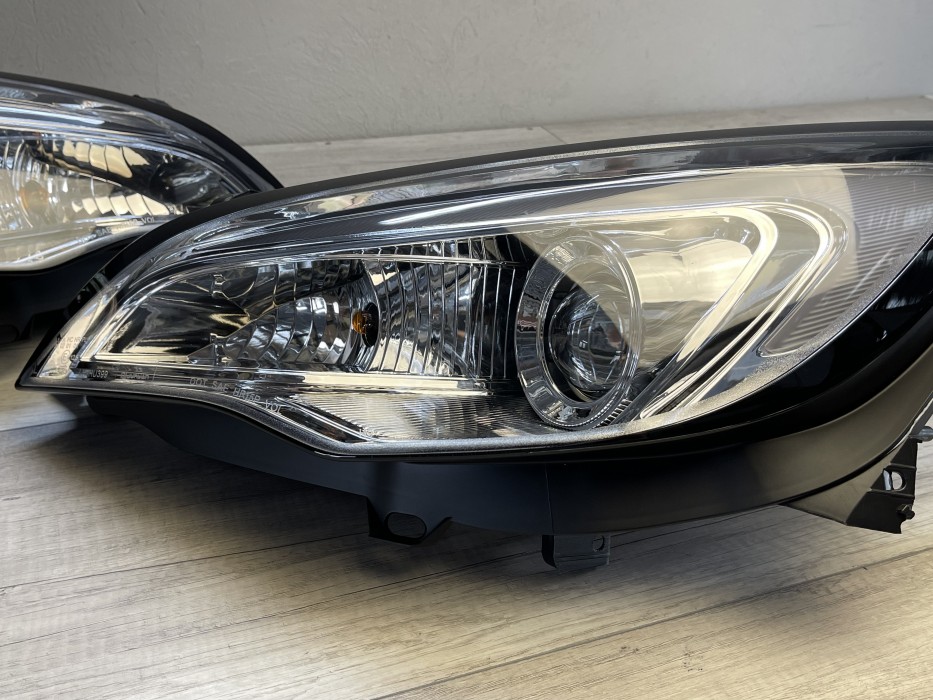 Тюнінгові передні фари Opel Astra J хромовані з DRL