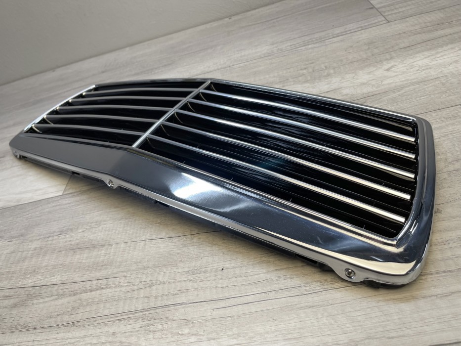 Решетка радиатора Mercedes W210 стиль Avantgarde